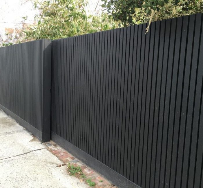 Holcroft Painting Cairns Fence