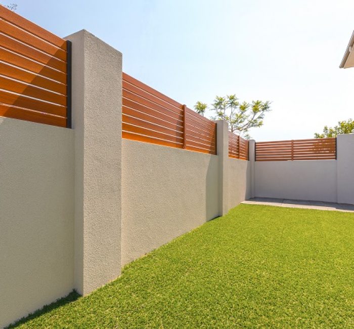 Holcroft Painting Cairns Fence